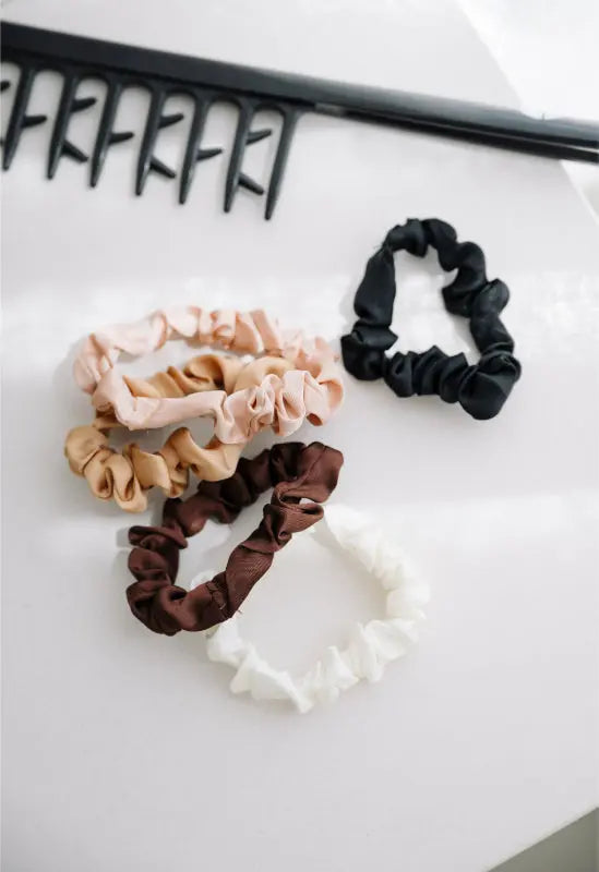 Riley Scrunchies Auratora