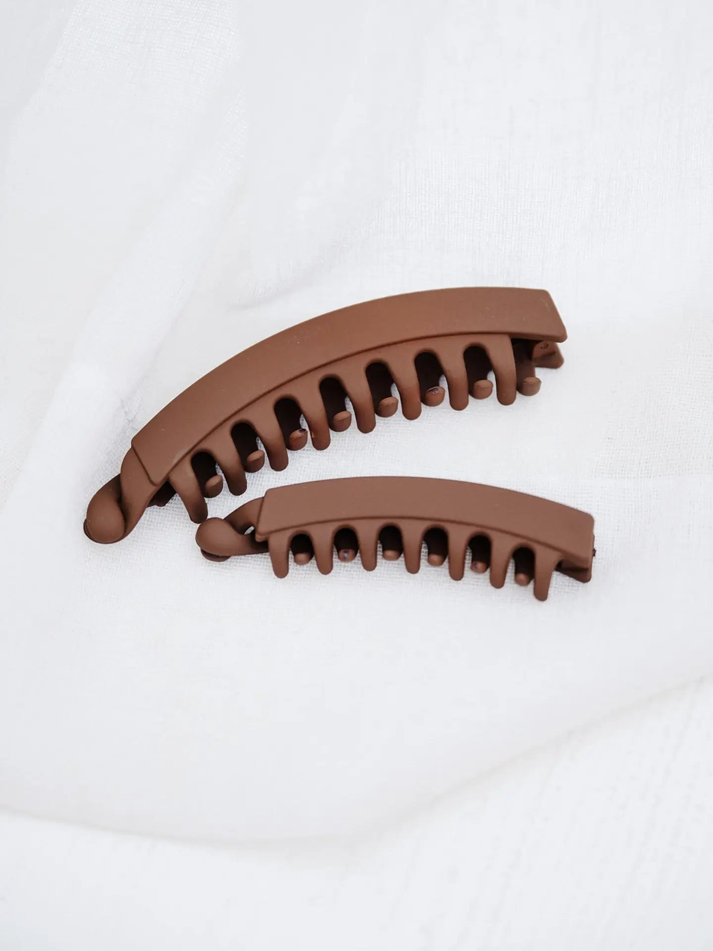 Amelia Claw Clip Auratora